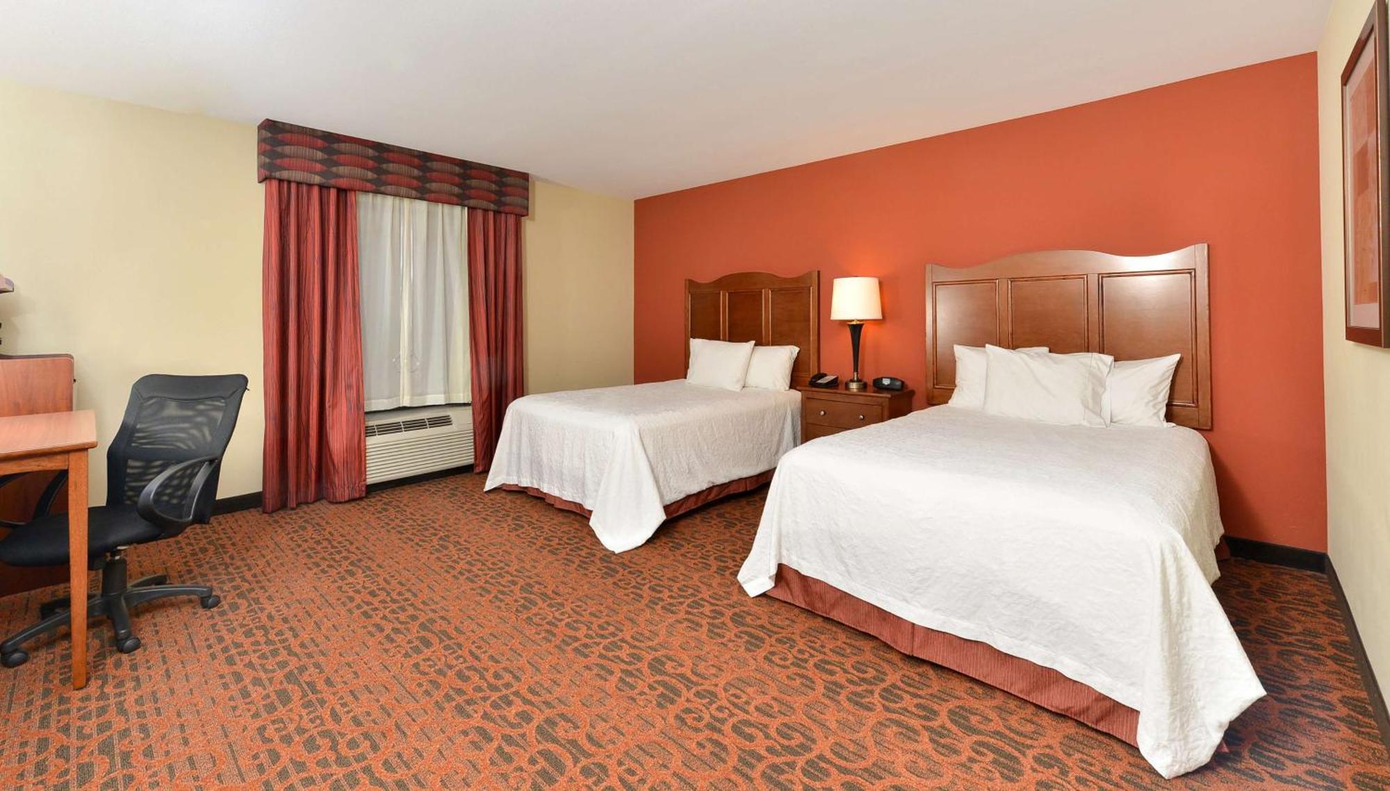 Hampton Inn Muscatine Exteriör bild