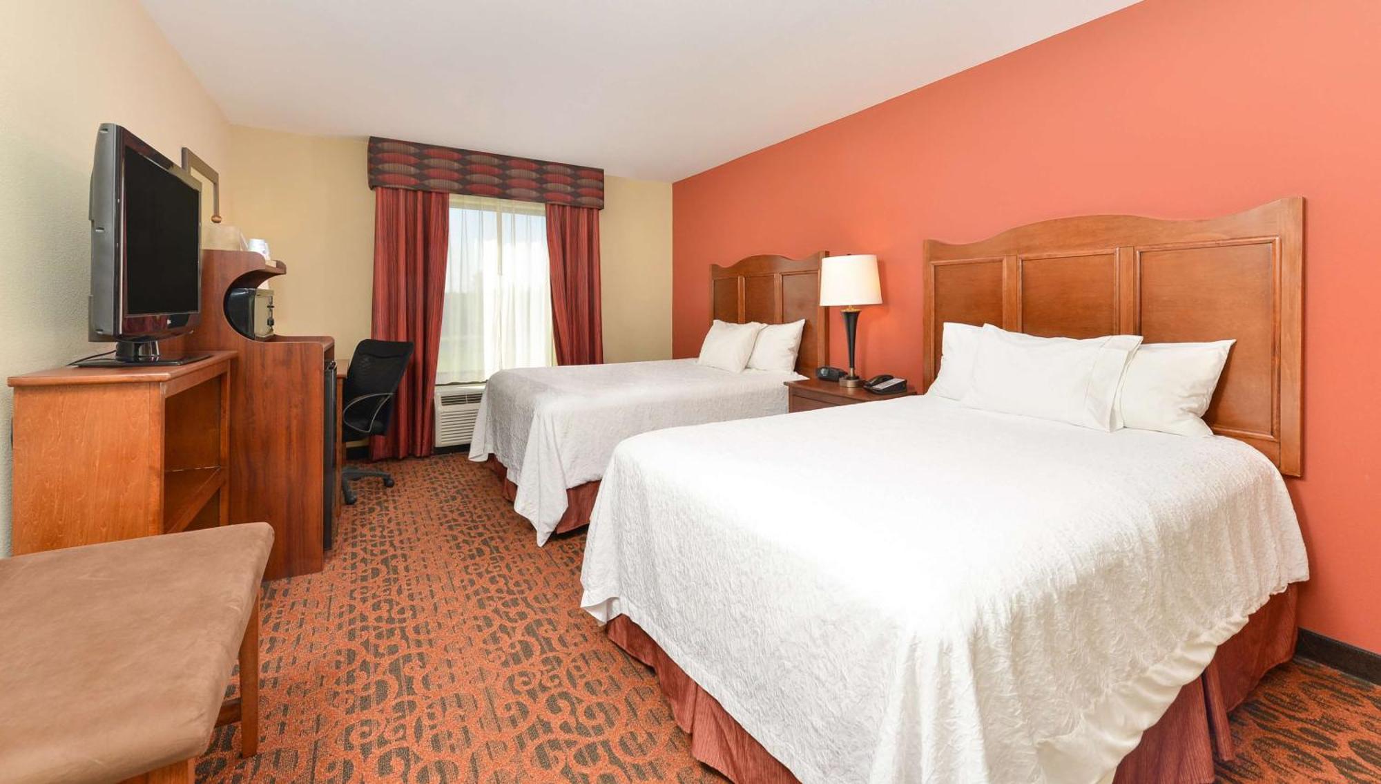 Hampton Inn Muscatine Exteriör bild