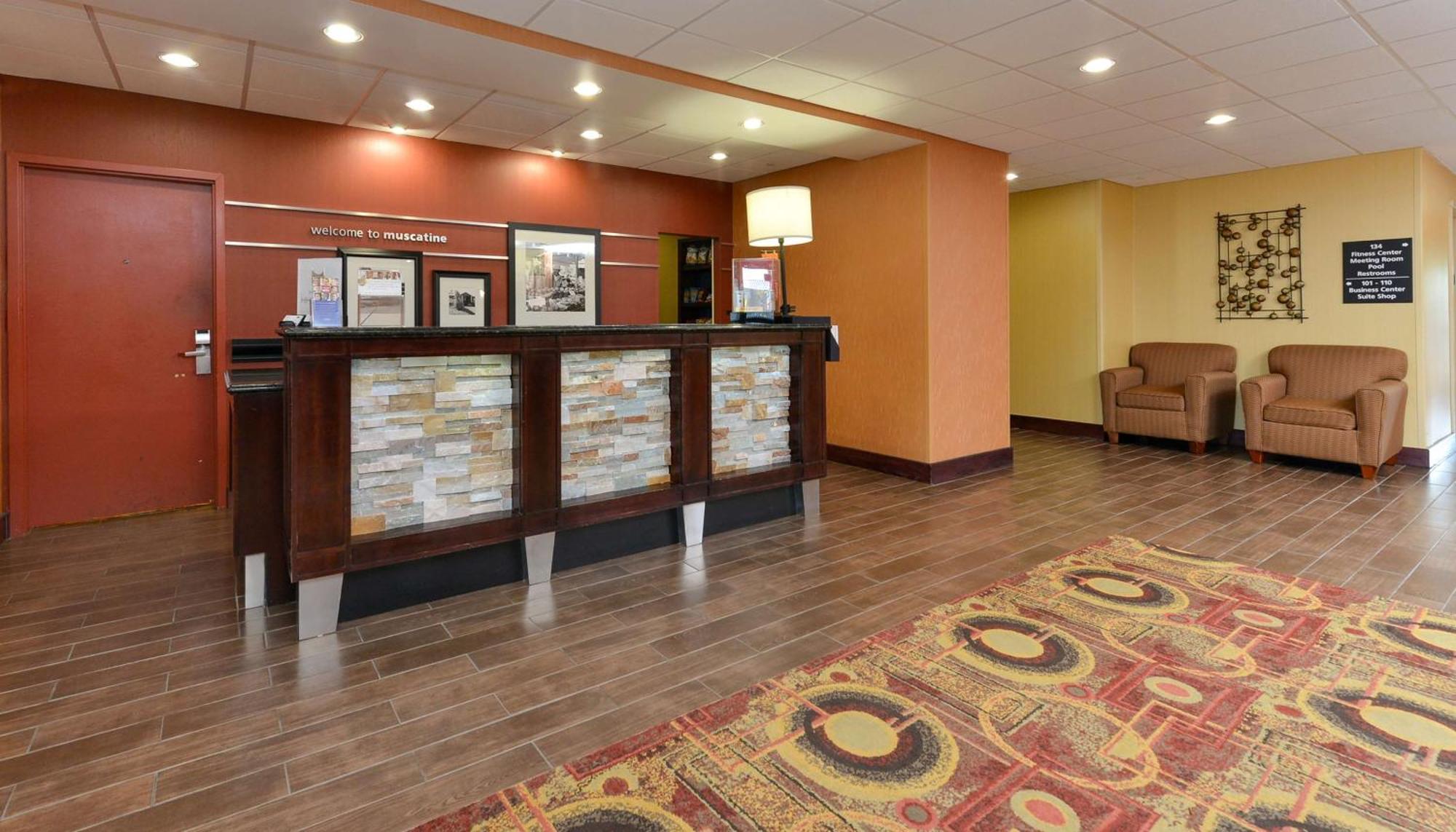 Hampton Inn Muscatine Exteriör bild