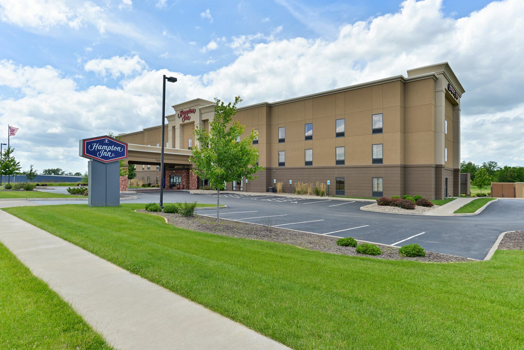 Hampton Inn Muscatine Exteriör bild